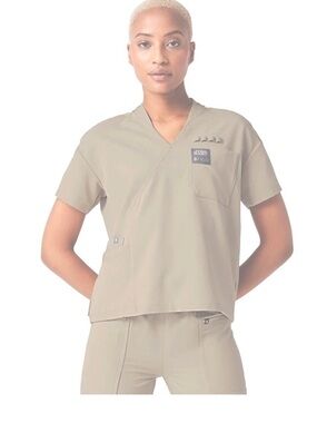 Figs Star Wars Women’s Mandalore Ahsoka Wrap Scrub Top XS